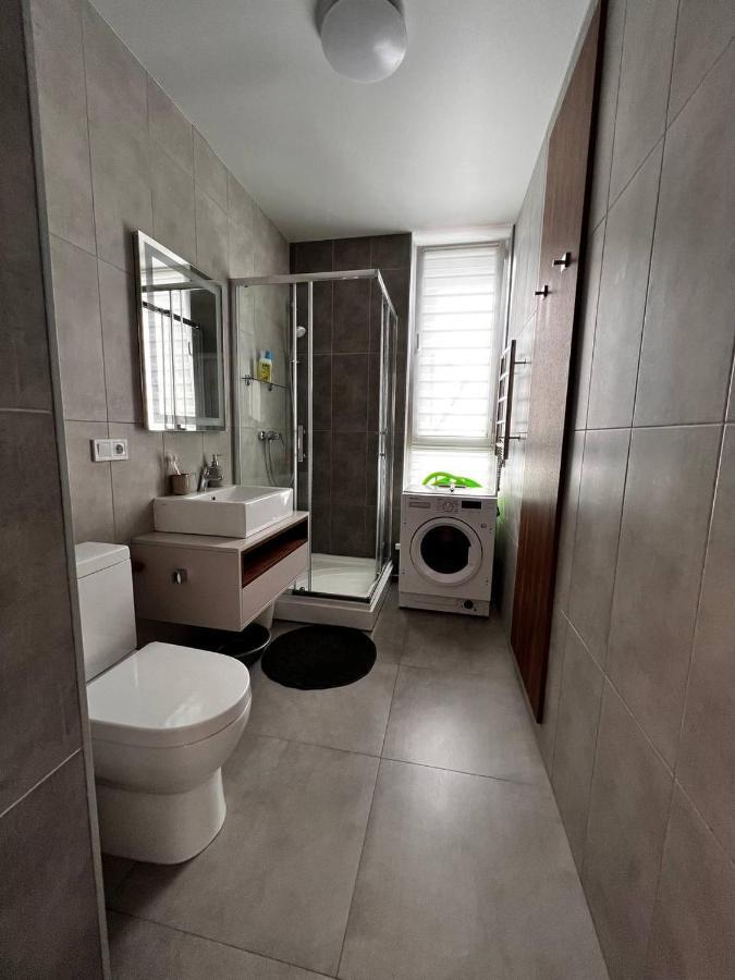 Nyvky Like Home - Apt 49 Kiev Dış mekan fotoğraf